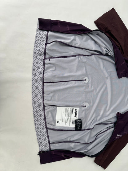 JERSEY ALL-LOGO SS2025 DARK SANGRIA